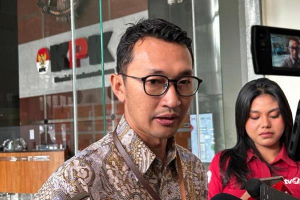 Juru Bicara KPK, Budi Prasetyo memberikan keterangan di Gedung Merah Putih KPK (Foto: Ist/Jurnas.com) 