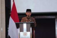 Menteri Desa dan Pembangunan Daerah Tertinggal (Mendes PDT) Yandri Susanto memberi arahan dalam agenda Silaturahmi dan Buka Puasa Bersama DPP Asosiasi Pemerintah Kabupaten Seluruh Indonesia (APKASI), di Jakarta Selatan, Kamis (Foto: Humas Kemendes PDT)