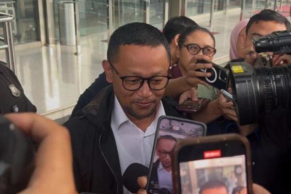 KPK Periksa Gus Alex Tersangka Korupsi Kuota Haji