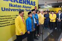 Menteri Koordinator Pemberdayaan Masyarakat, A. Muhaimin Iskandar memberikan keterangan pers usai melakukan kerjsama dengan Alumni IT di Bogor (Foto: Vaza/Indonesiainfo.id)