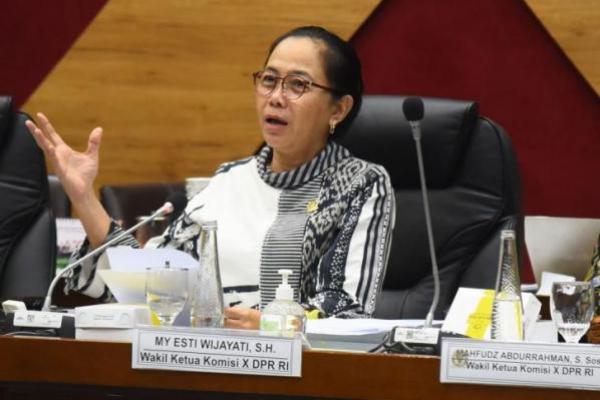 Wakil Ketua Komisi X DPR RI, My Esti Wijayati (Foto: Dok. Gesuri) 