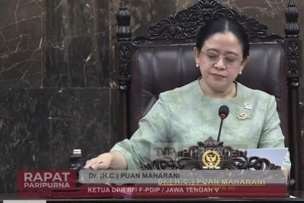Ketua DPR RI, Puan Maharani saat membuka Rapat Paripurna (Foto: Tangkapan layar/YouTube TVR Parlemen) 