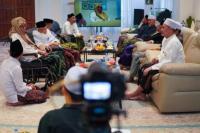 Beberapa ulama ternama, pada Sabtu (20/6) malam, berkumpul, mengeluarkan seruan jelang Musyawarah Nasional (Munas) Alim Ulama dan Konferensi Besar (Konbes) Nahdlatul Ulama (NU) 2026 di Pesantren Al Falah Ploso, Kecamatan Mojo, Kabupaten Kedir (Foto: Ist)
