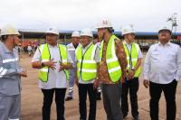 Wakil Menteri Ketenagakerjaan (Wamenaker) Afriansyah Noor saat saat melakukan kunjungan kerja ke PT Baoshuo Taman Industry Investment Group (BTIIG) di Morowali, Sulawesi Tengah (Foto: Humas Kemnaker)