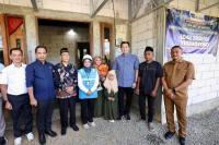 Wakil Ketua MPR, Edhie Baskoro Yudhoyono meninjau pelaksanaan Program Bantuan Pasang Baru Listrik (BPBL) di Pacitan. (Foto: Dok MPR)