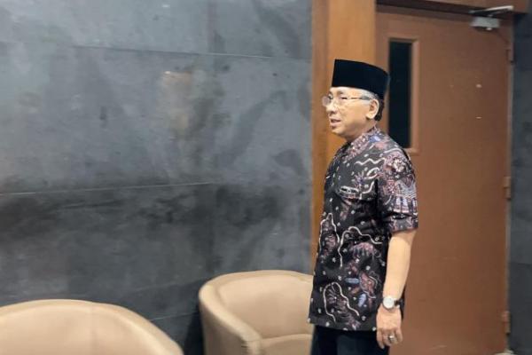 Mantan Ketua Umum Pengurus Besar Nahdlatul Ulama (PBNU), Yahya Cholil Staquf alias Gus Yahya di Pengadilan Tipikor Jakarta Pusat (Foto: Ist/Jurnas.com) 