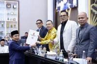 Rapat Pleno bersama Pemerintah terkait pengambilan keputusan RUU Pengaturan Reforma Agraria (Foto: Ist)