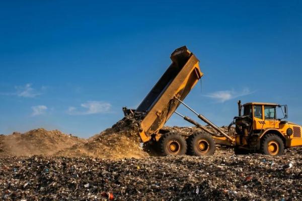 Danantara Indonesia menetapkan 34 institusi keuangan sebagai anggota lenders panel untuk program Pengolahan Sampah menjadi Energi Listrik (PSEL). (Foto: Danantara Indonesia) 
